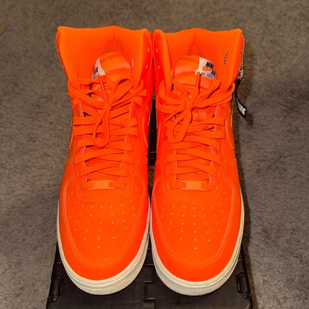 Nike Air Force 1 LV8 Just Do It